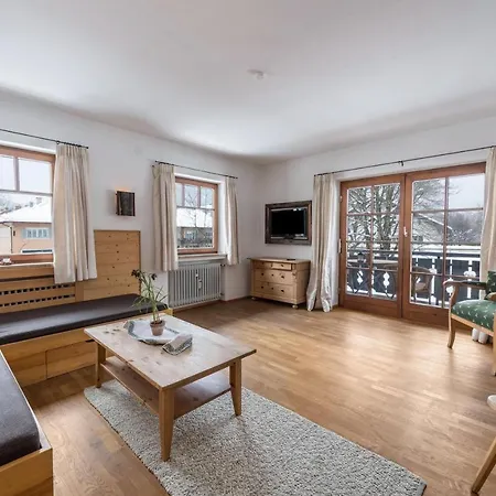 Fischer C Apartment